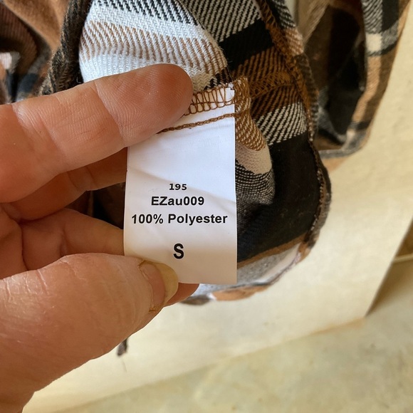 Automet Plaid Button-Up Shirt in Brown and Black. NWT Size S. - Picture 5 of 9